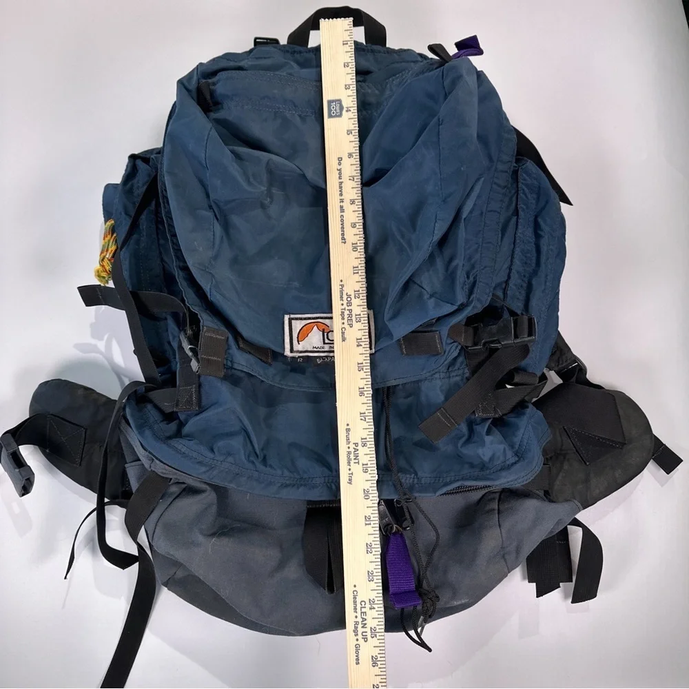 Lowe Alpine Unisex Vintage Internal Frame Backpack R